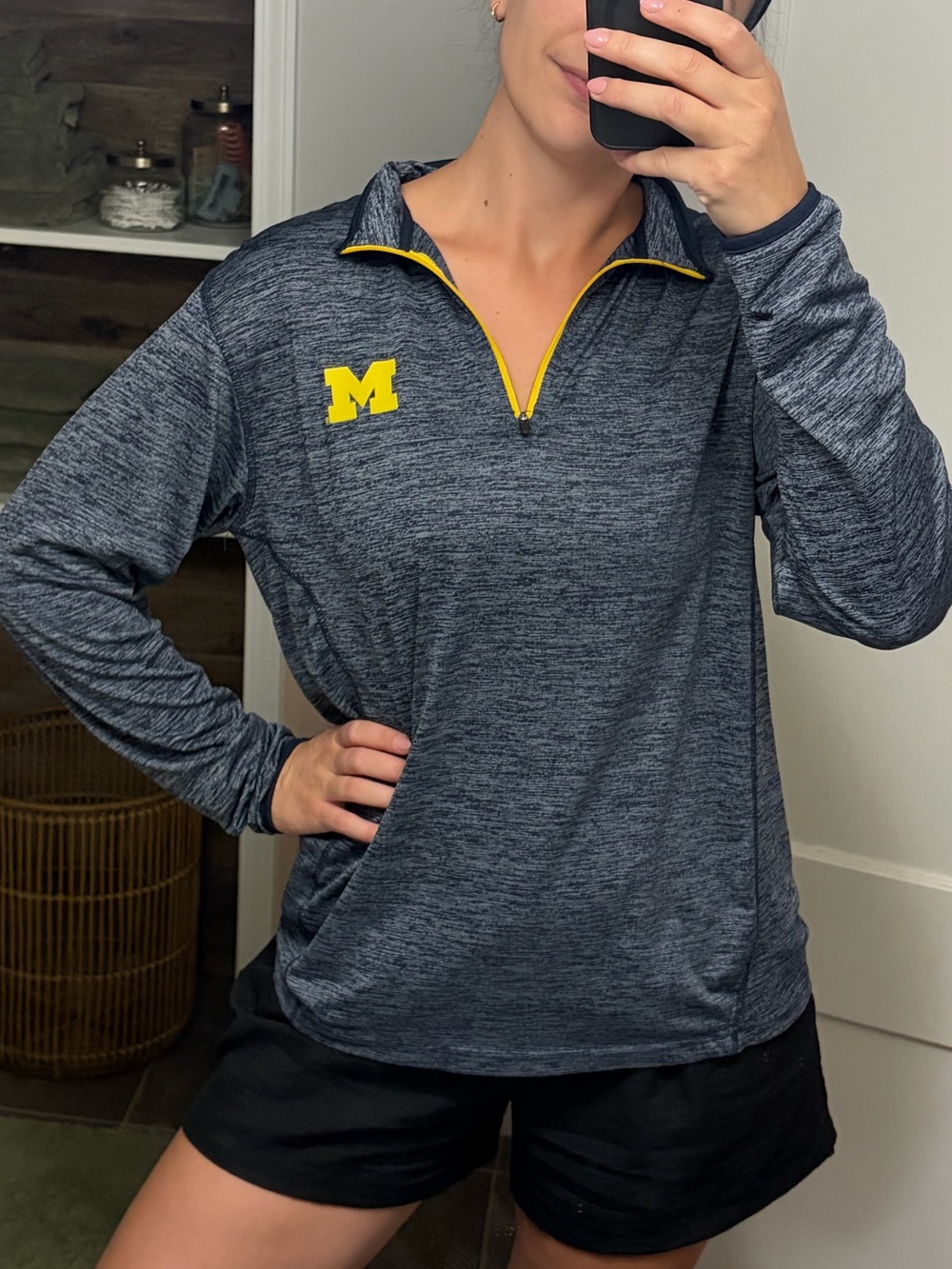 U of M quarter zip